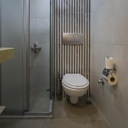 Hotel Bestur *